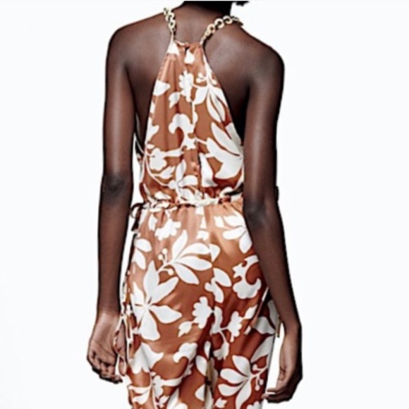 🆕 Zara Halter Jumpsuit with Chain Details in Neckline. Size Small - Picture 4 of 10